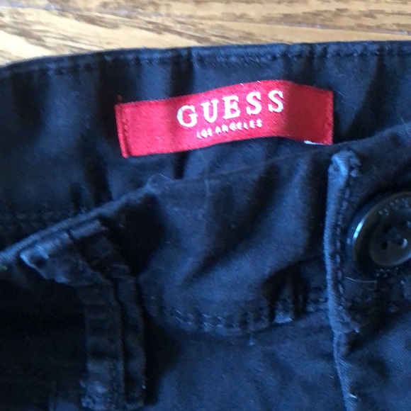 Guess Mens shorts - Picture 2 of 3